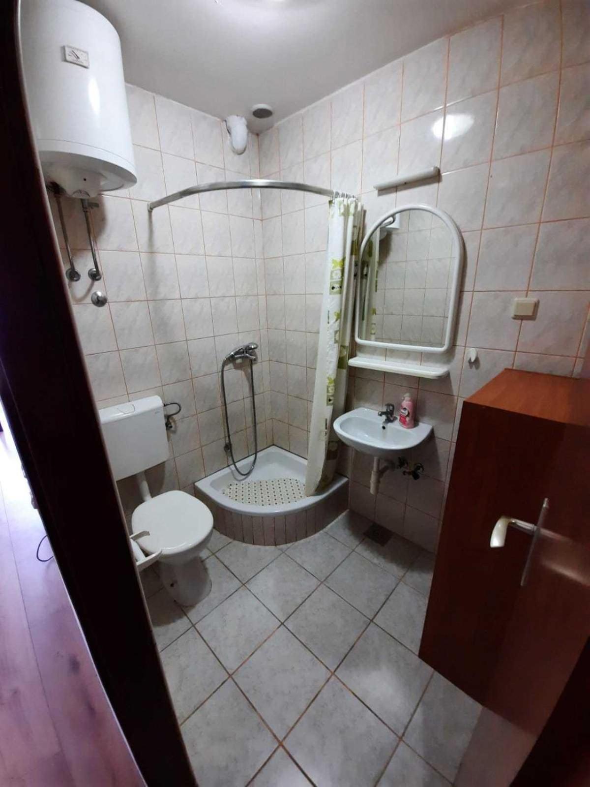 Apartments Elenora Brist Extérieur photo