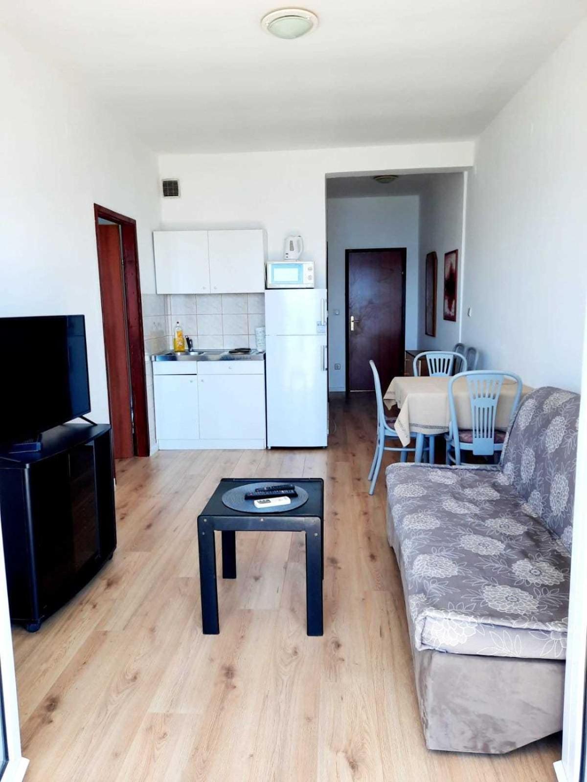 Apartments Elenora Brist Extérieur photo